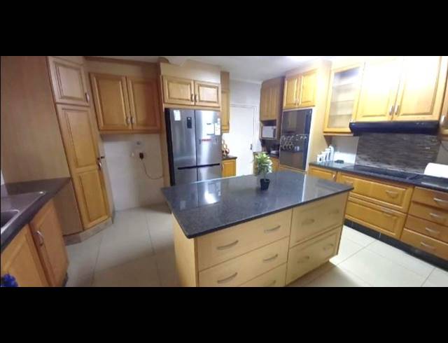 4 BEDROOM HOUSE FOR SALE IN ARBORETUM